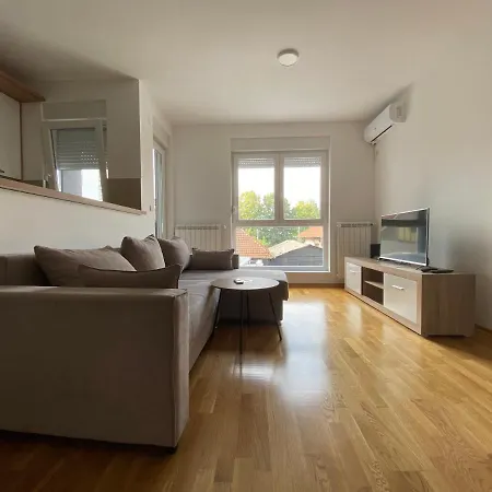 Cool With Free Parking *