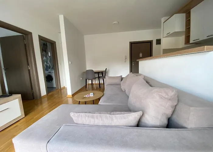 Cool With Free Parking Čačak