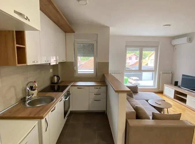 Cool With Free Parking Appartement