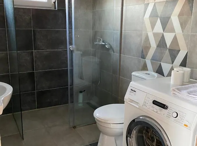 Cool With Free Parking * Čačak