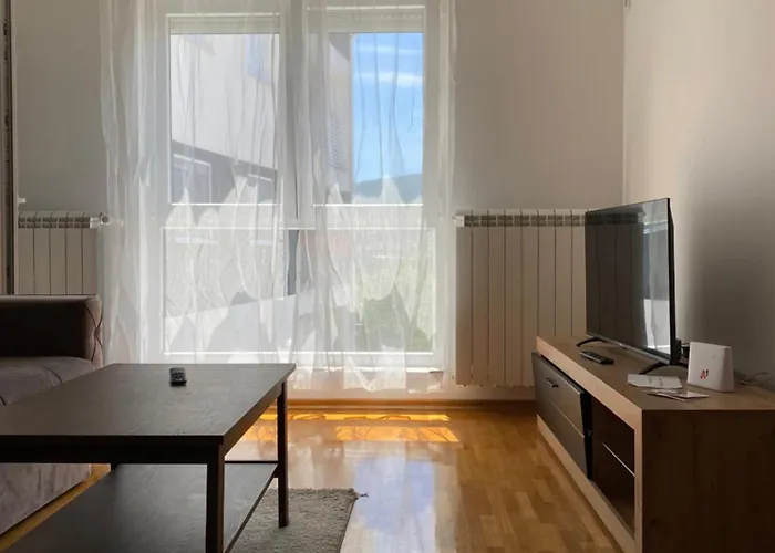 Cool With Free Parking Čačak